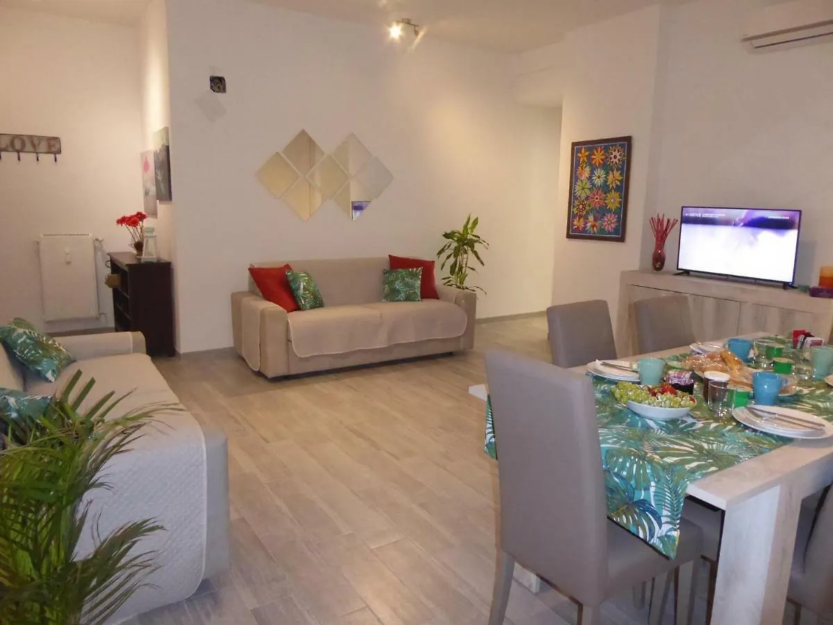 Casa Mia By Holiday World Lägenhet Chiavari